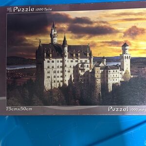 Neuschwanstein Castle Puzzle - 1000 Pieces